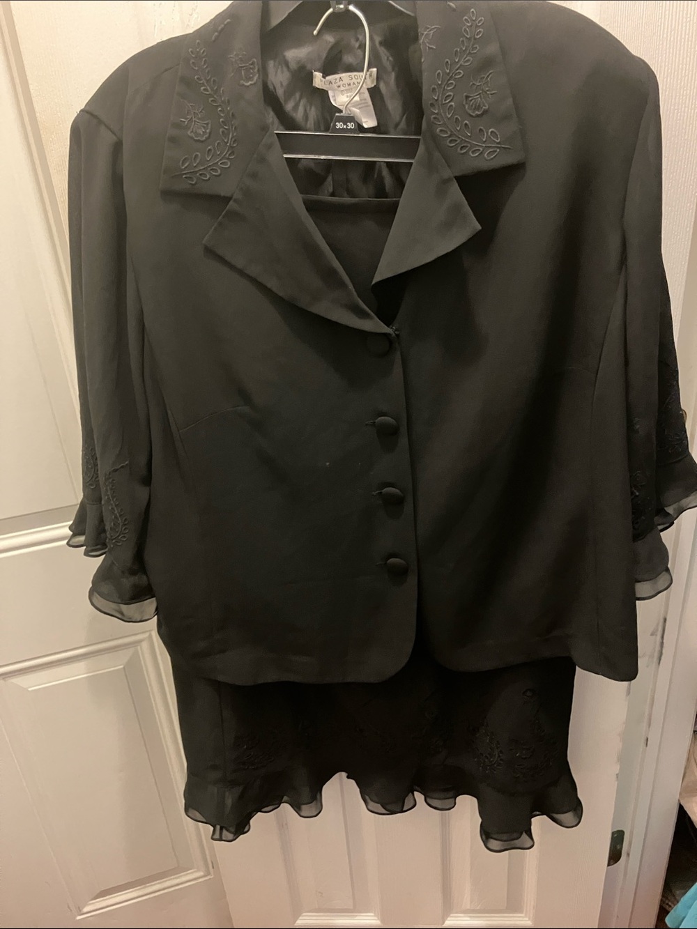 Embroidered Collar Black Women's Blazer Jacket